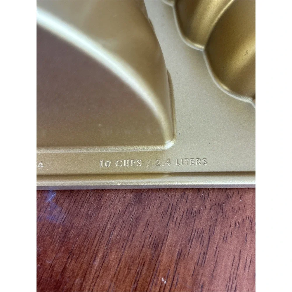 Nordic Ware Beehive Cake Pan, One, Gold